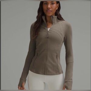 NWT- Lululemon Define Jacket * Nulu Size 8